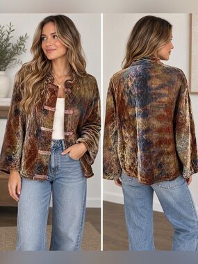 URU Quilted Teddy Jacket in Brown - Relaxed Cozy Layer